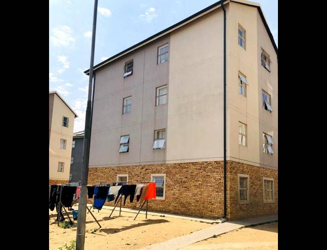 2 BEDROOM APARTMENT FOR SALE IN RIVERSIDE VIEW